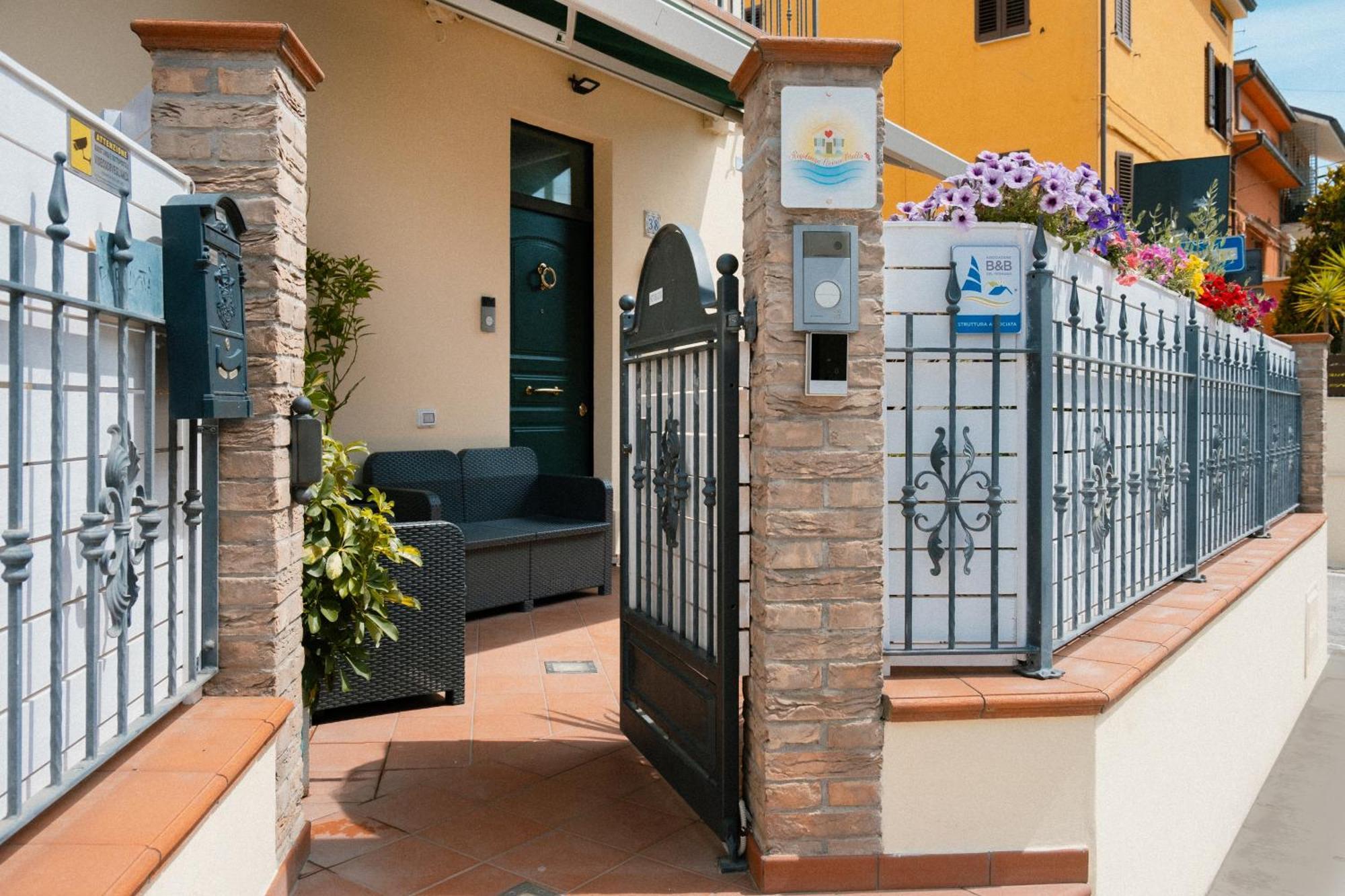 Hotel Residenza Nonno Mella Porto SantʼElpidio Exterior foto